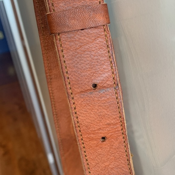 Komal’s Fashion Leather, 12” crossbody bag, made in India, owned.Boho crossbody. - Picture 4 of 4